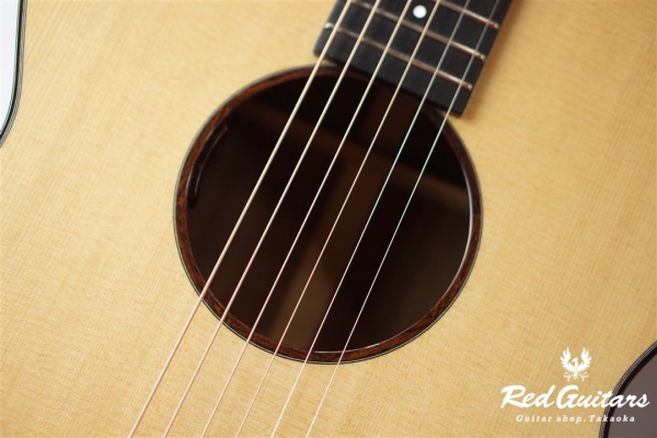 Model OM. Indian Rosewood w/L.R.Baggs LYRIC